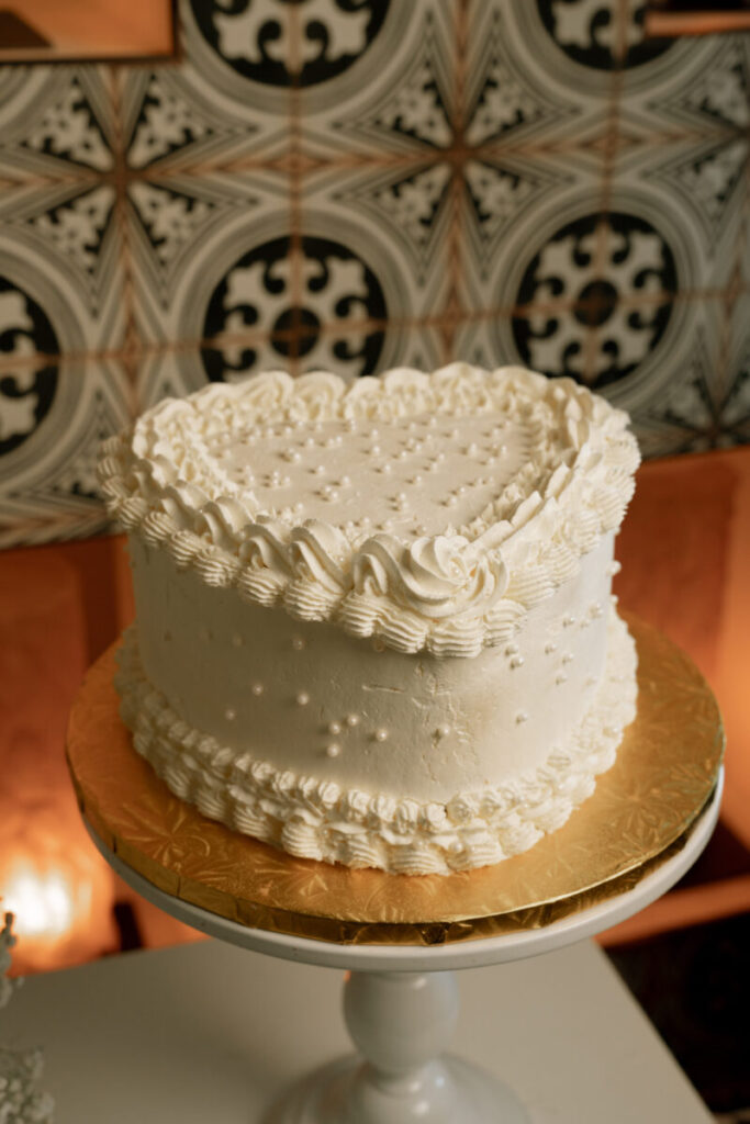 The Wedding of Victoria Gomez & Jason Solis 1 cake 1
