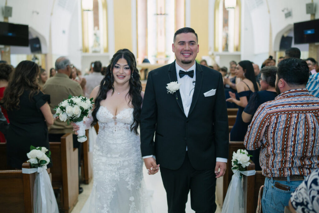 The Wedding of Elizabeth Alfaro & Nicholas Sanchez 4 A7V01304