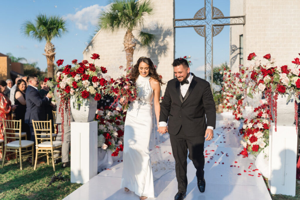 Home 22 GlorianaandTony WeddingatRanchoGuadalupe RGVWeddingPhotography223of898