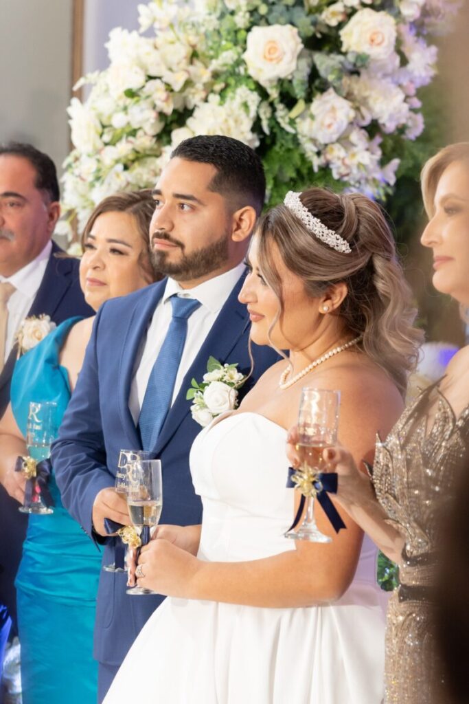 The Wedding of Dianey Garcia & Raul Gonzalez 2 RIOA1163