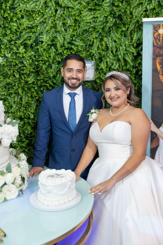 The Wedding of Dianey Garcia & Raul Gonzalez 1 RIOA1210